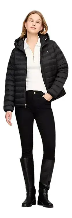 D_NQ_NP_2X_896170-MLM80067681971_102024-F-chamarra-tommy-hilfiger-negro-mujer-76j5327.webp