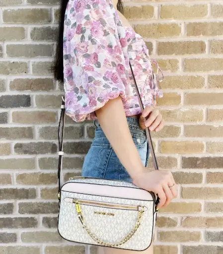 Crossbody Jet Michael Kors Monograma Vainilla con rosa 35S1GTTC9B